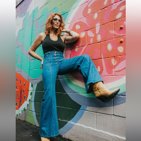 Meet your Posher, Kasea (pronounced KC) - Picture 2 of 6